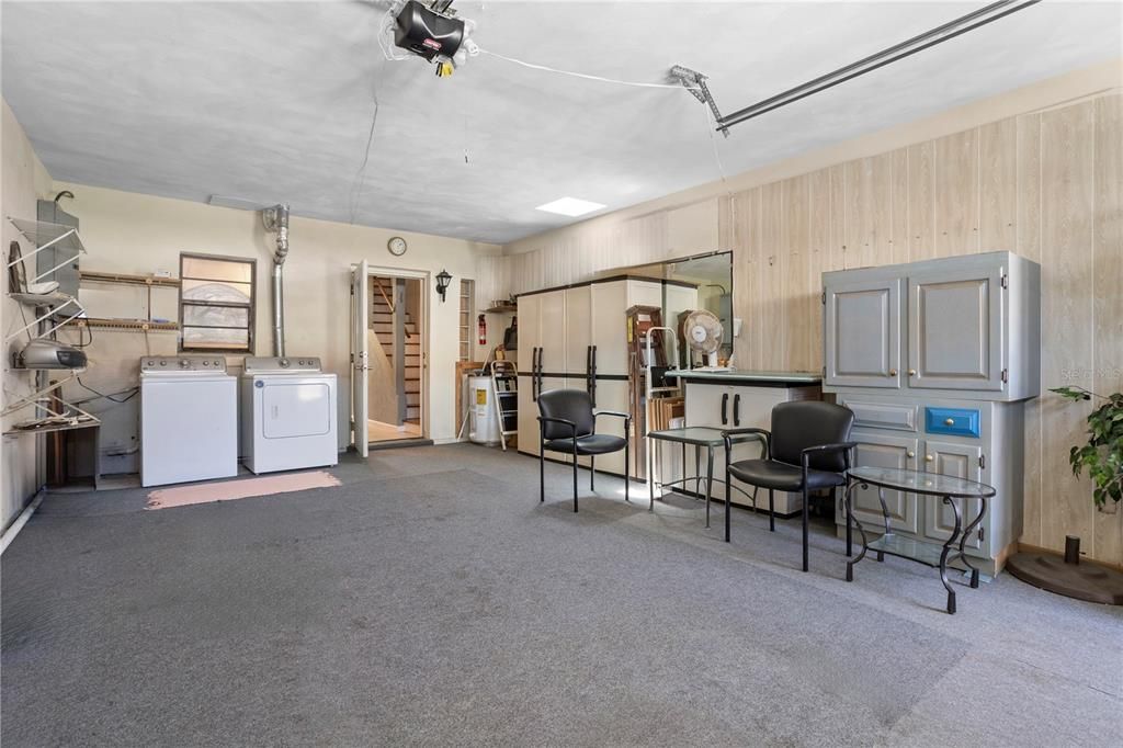 待售: $324,900 (2 贝兹, 2 浴室, 1216 平方英尺)