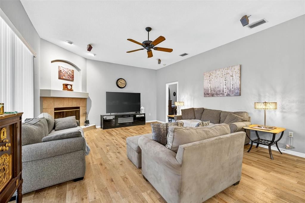 Active With Contract: $689,000 (4 beds, 3 baths, 3244 Square Feet)