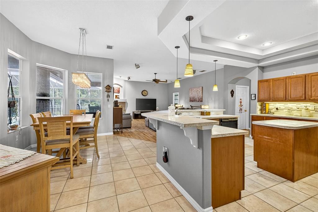 Active With Contract: $689,000 (4 beds, 3 baths, 3244 Square Feet)