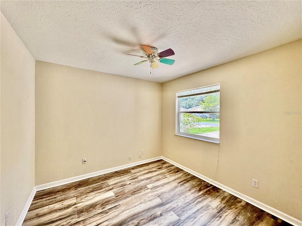 En Venta: $428,999 (6 camas, 0 baños, 2394 Pies cuadrados)