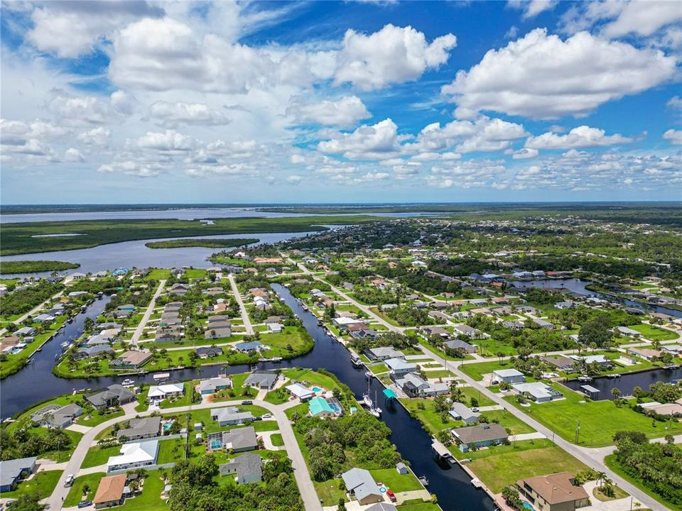 待售: $99,000 (0.23 acres)