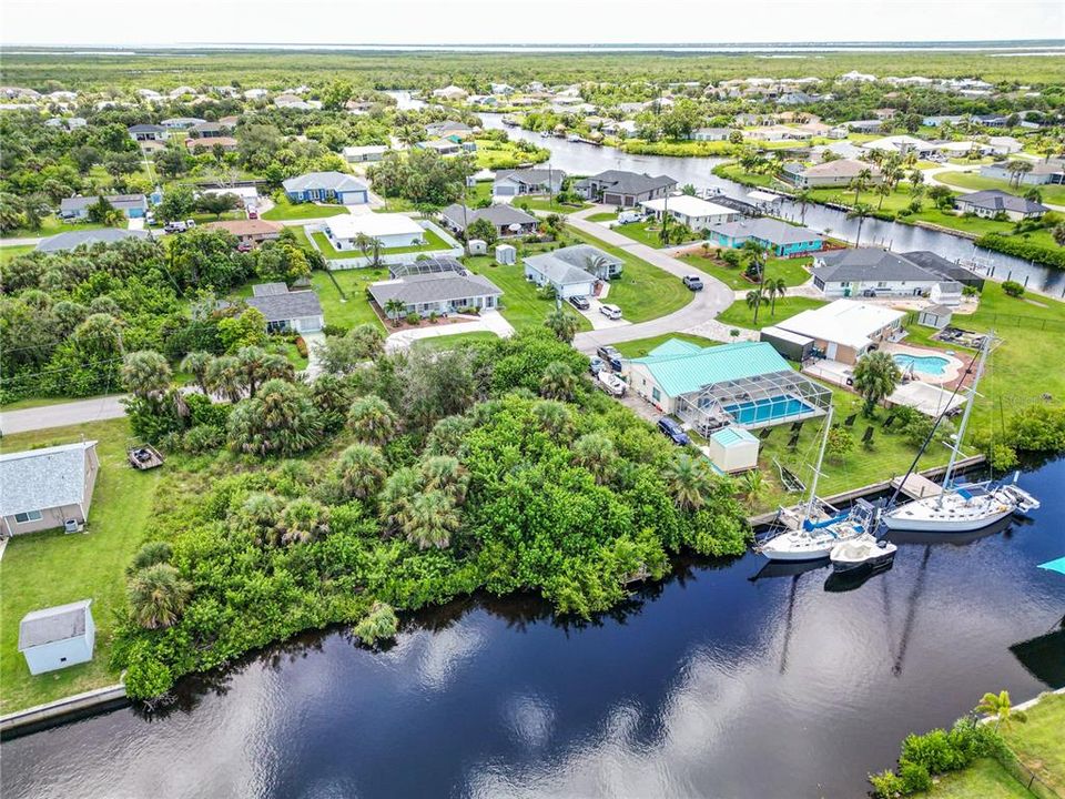 待售: $99,000 (0.23 acres)