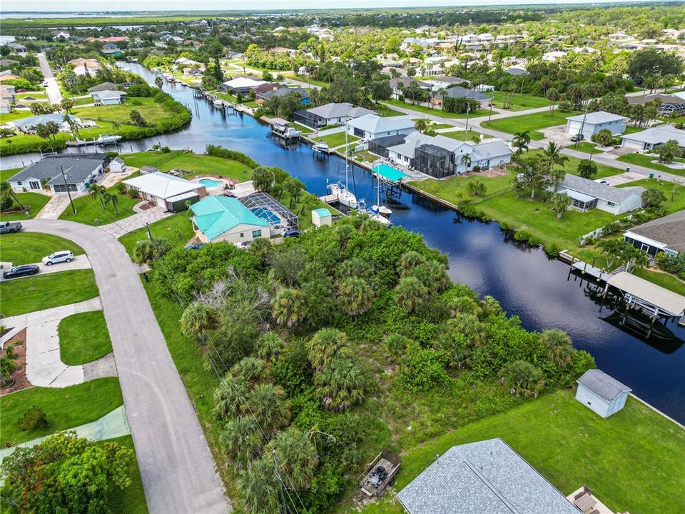 待售: $99,000 (0.23 acres)