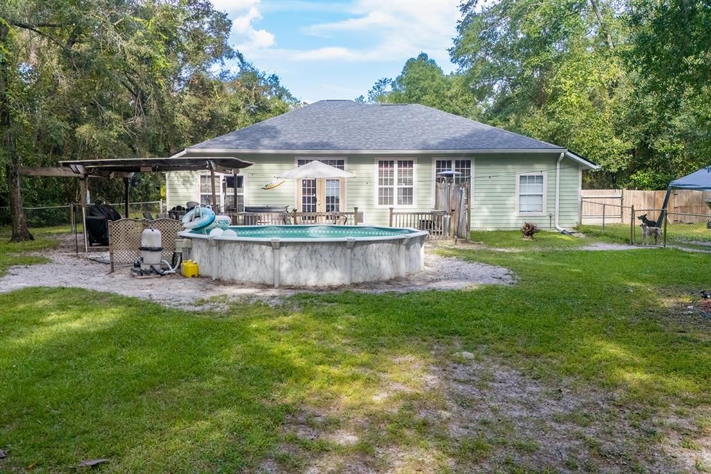 For Sale: $324,500 (3 beds, 2 baths, 1618 Square Feet)