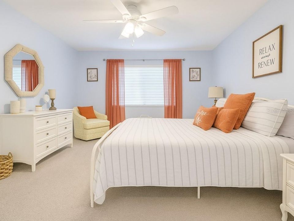 For Sale: $250,000 (2 beds, 2 baths, 1246 Square Feet)