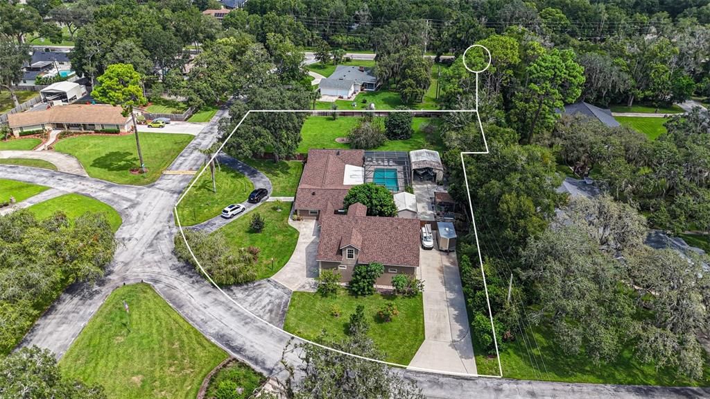 Active With Contract: $1,499,990 (6 beds, 4 baths, 5006 Square Feet)