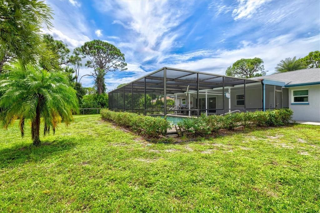 Под контрактом: $575,000 (3 спален, 2 ванн, 1717 Квадратных фут)