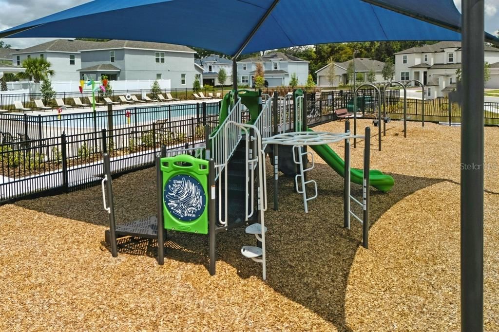 Active With Contract: $432,990 (4 beds, 2 baths, 2903 Square Feet)