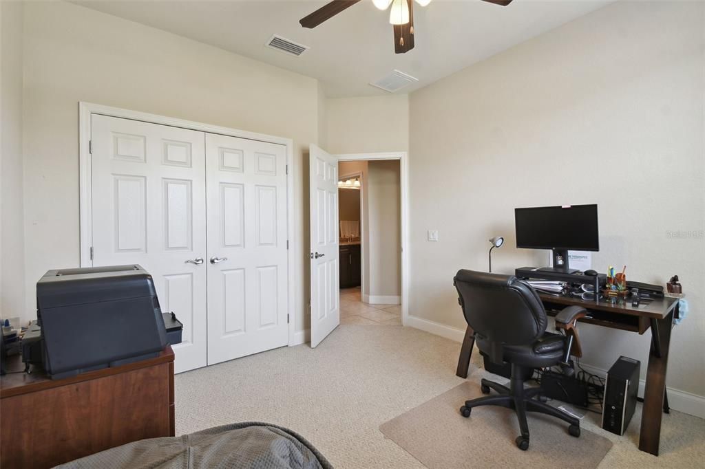 For Rent: $2,900 (4 beds, 3 baths, 2406 Square Feet)