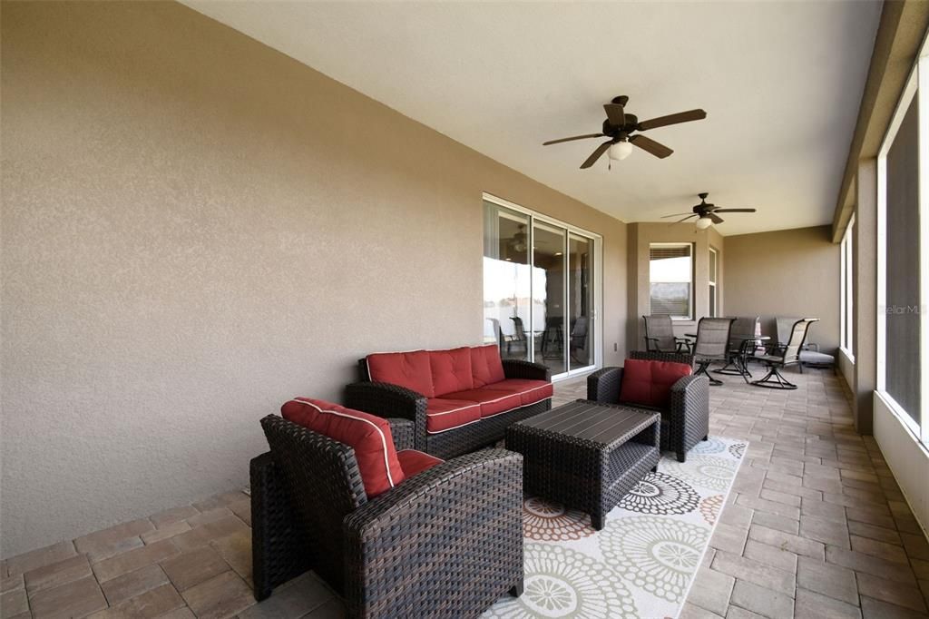 For Rent: $2,900 (4 beds, 3 baths, 2406 Square Feet)