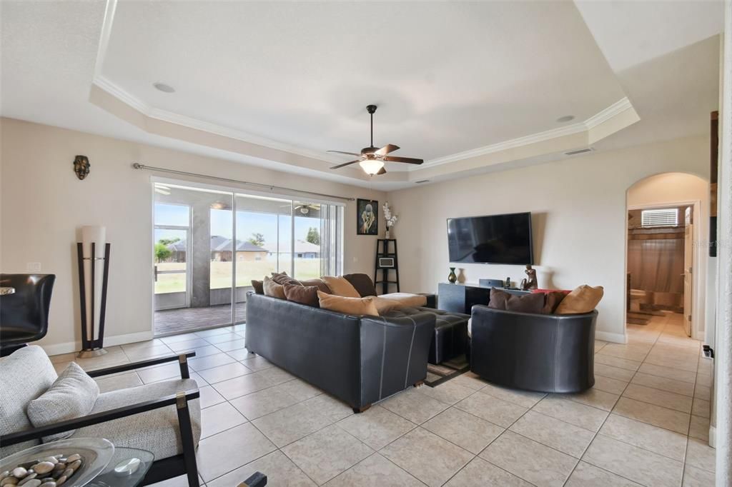 For Rent: $2,900 (4 beds, 3 baths, 2406 Square Feet)