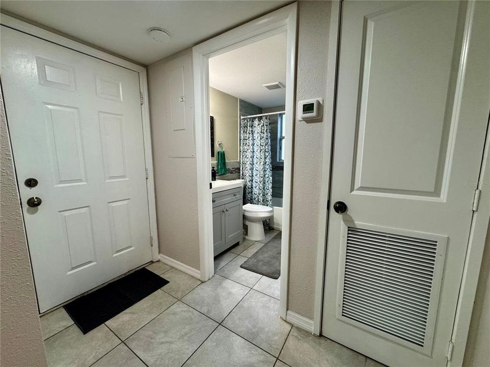 待售: $125,000 (2 贝兹, 2 浴室, 885 平方英尺)