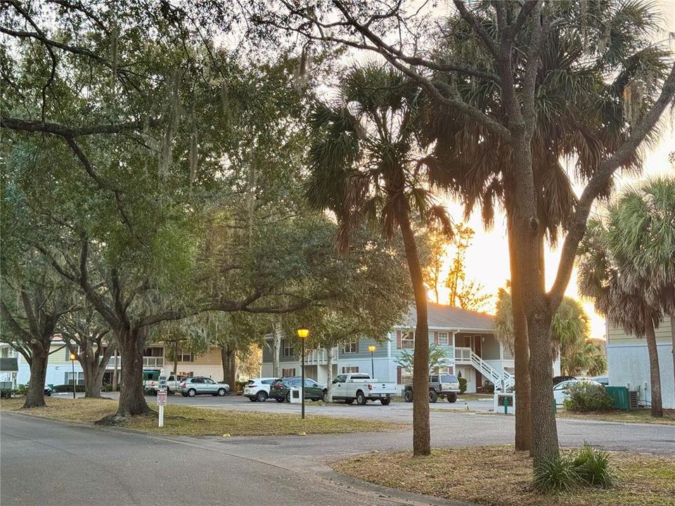 待售: $125,000 (2 贝兹, 2 浴室, 885 平方英尺)