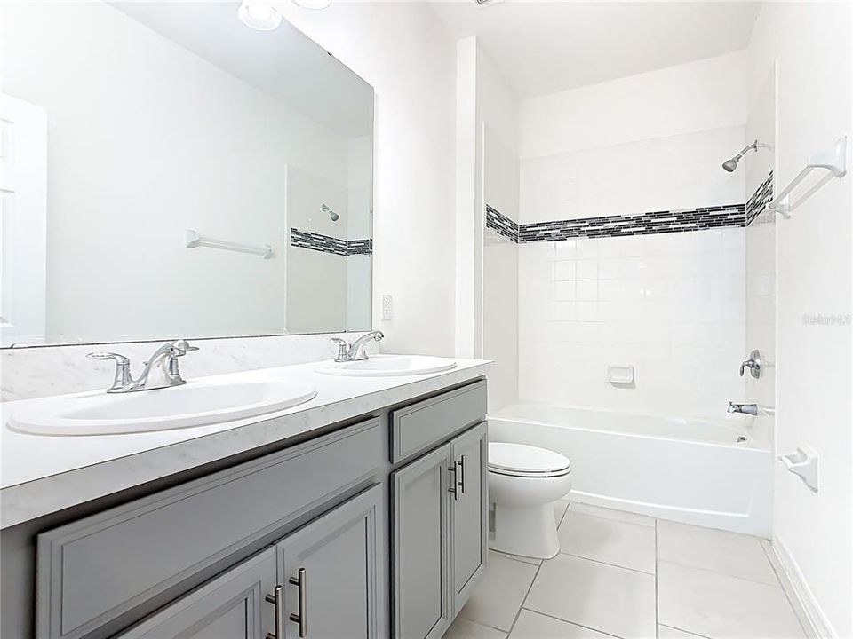 Active With Contract: $310,000 (4 beds, 3 baths, 2120 Square Feet)