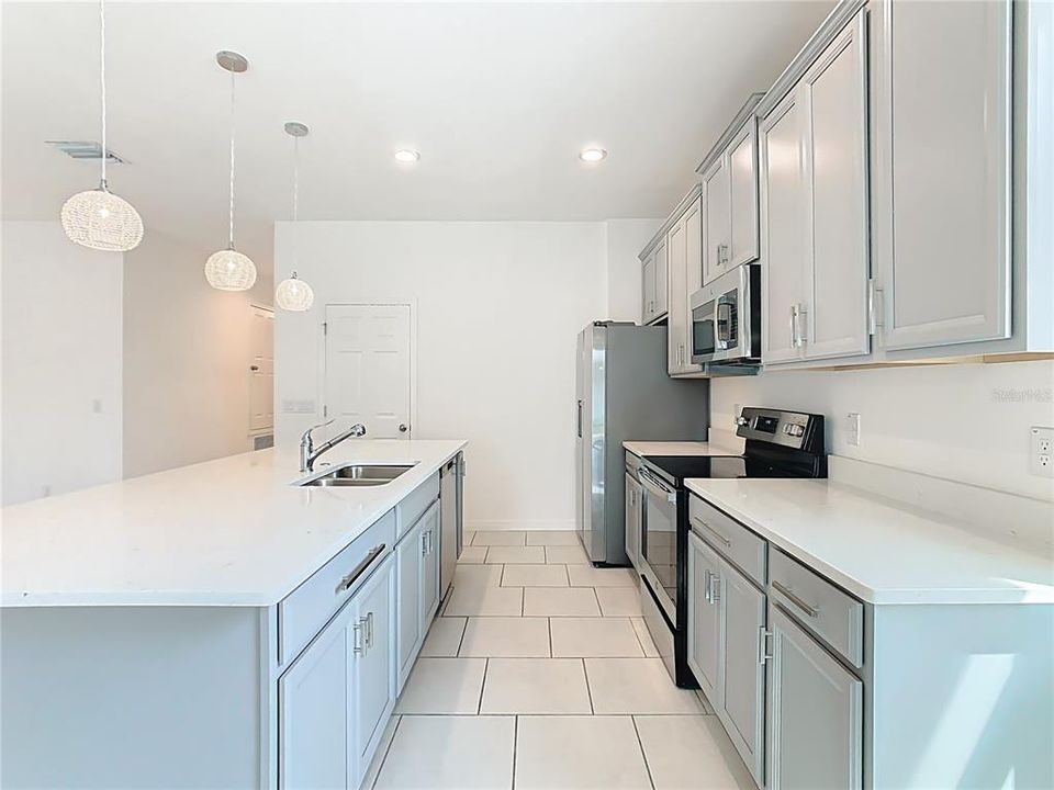 Active With Contract: $310,000 (4 beds, 3 baths, 2120 Square Feet)