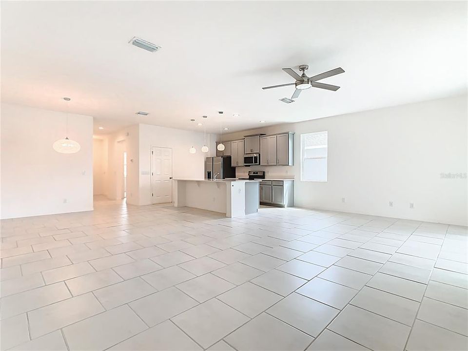 Active With Contract: $310,000 (4 beds, 3 baths, 2120 Square Feet)