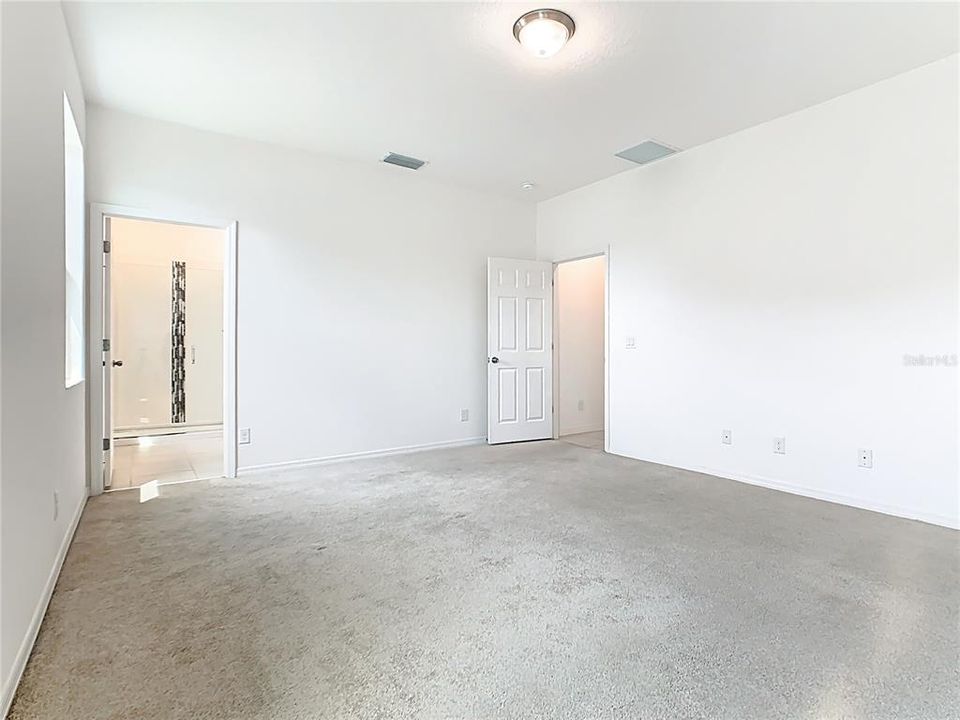 Active With Contract: $310,000 (4 beds, 3 baths, 2120 Square Feet)