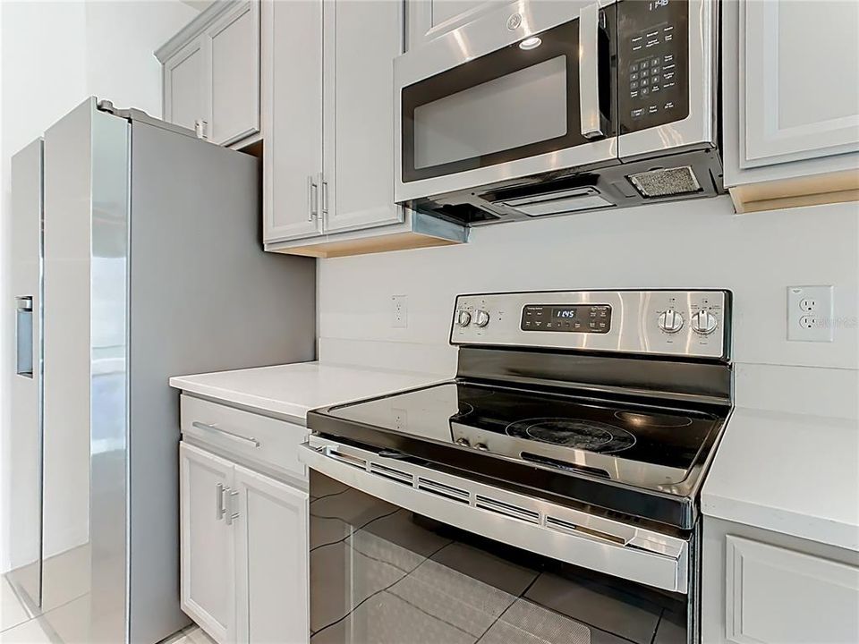 Active With Contract: $310,000 (4 beds, 3 baths, 2120 Square Feet)