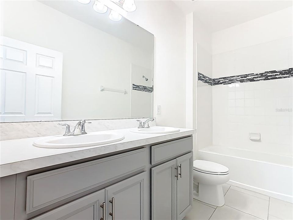 Active With Contract: $310,000 (4 beds, 3 baths, 2120 Square Feet)