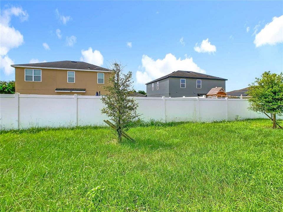 Active With Contract: $310,000 (4 beds, 3 baths, 2120 Square Feet)