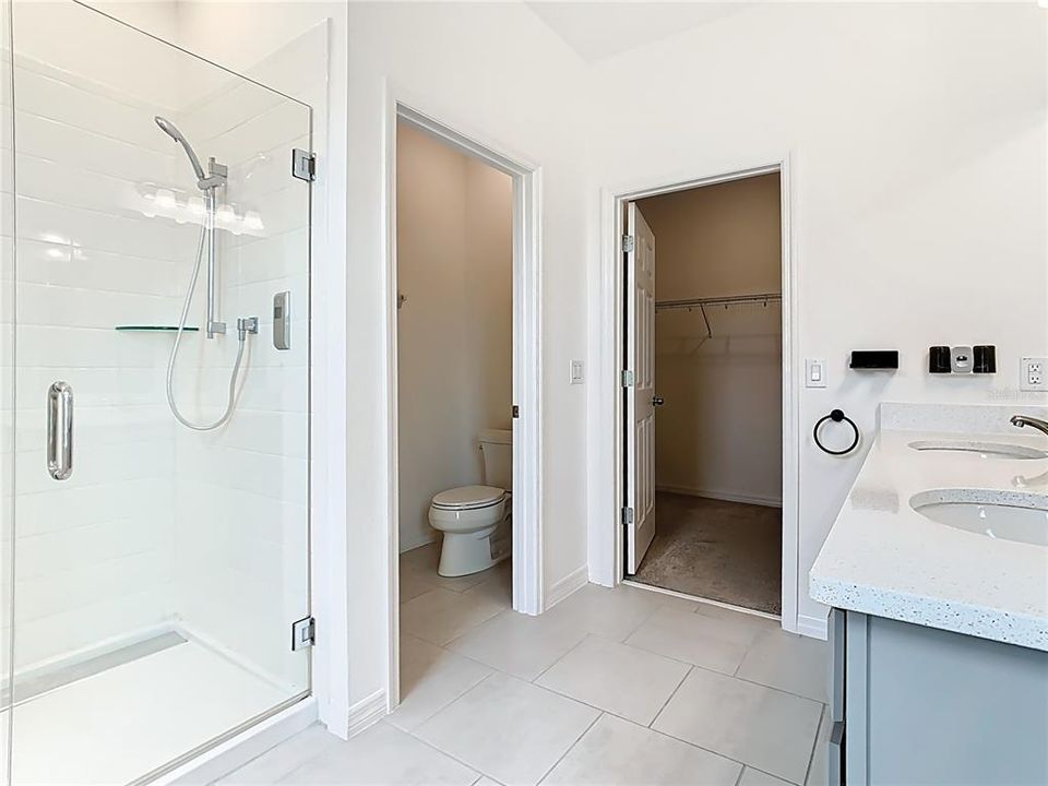 Active With Contract: $310,000 (4 beds, 3 baths, 2120 Square Feet)