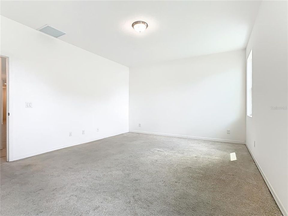 Active With Contract: $310,000 (4 beds, 3 baths, 2120 Square Feet)