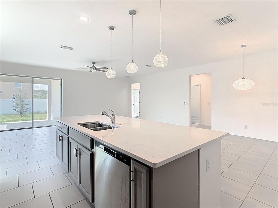 Active With Contract: $310,000 (4 beds, 3 baths, 2120 Square Feet)