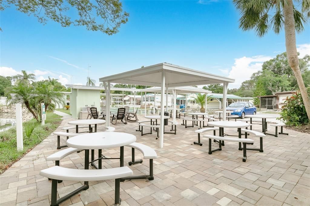 For Rent: $1,500 (2 beds, 1 baths, 794 Square Feet)