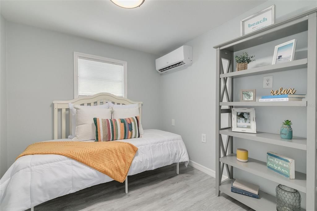 For Rent: $1,500 (2 beds, 1 baths, 794 Square Feet)