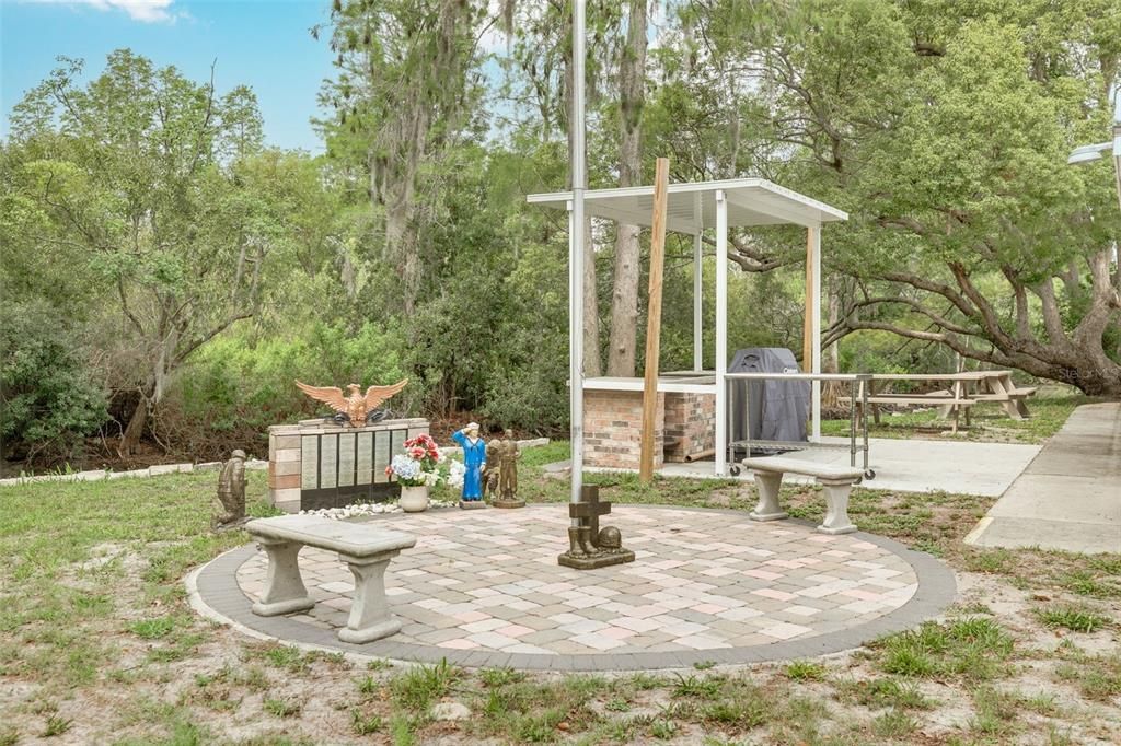 For Rent: $1,500 (2 beds, 1 baths, 794 Square Feet)