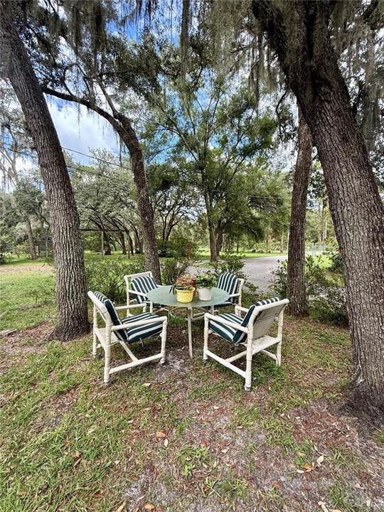 For Sale: $190,000 (3 beds, 2 baths, 1404 Square Feet)