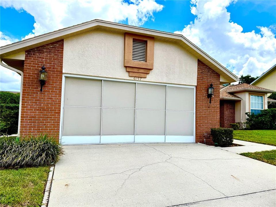 Activo con contrato: $240,000 (3 camas, 2 baños, 1755 Pies cuadrados)