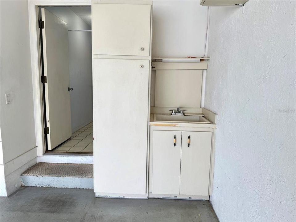 Activo con contrato: $240,000 (3 camas, 2 baños, 1755 Pies cuadrados)