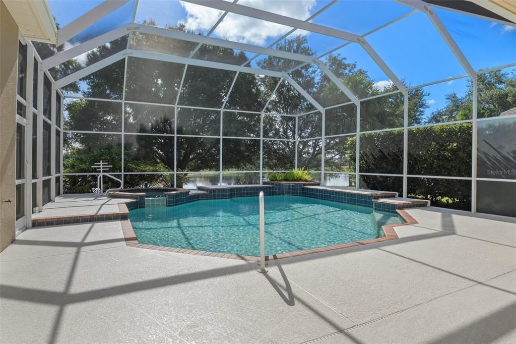 Active With Contract: $560,000 (3 beds, 2 baths, 2914 Square Feet)