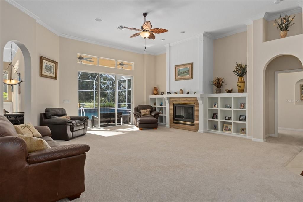 Active With Contract: $560,000 (3 beds, 2 baths, 2914 Square Feet)