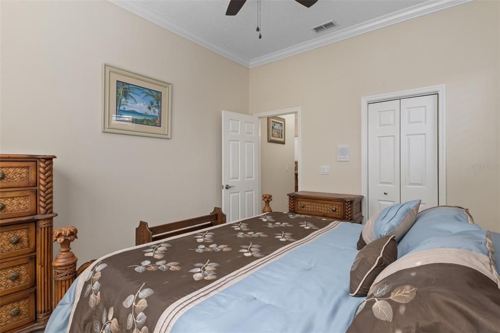 Active With Contract: $560,000 (3 beds, 2 baths, 2914 Square Feet)