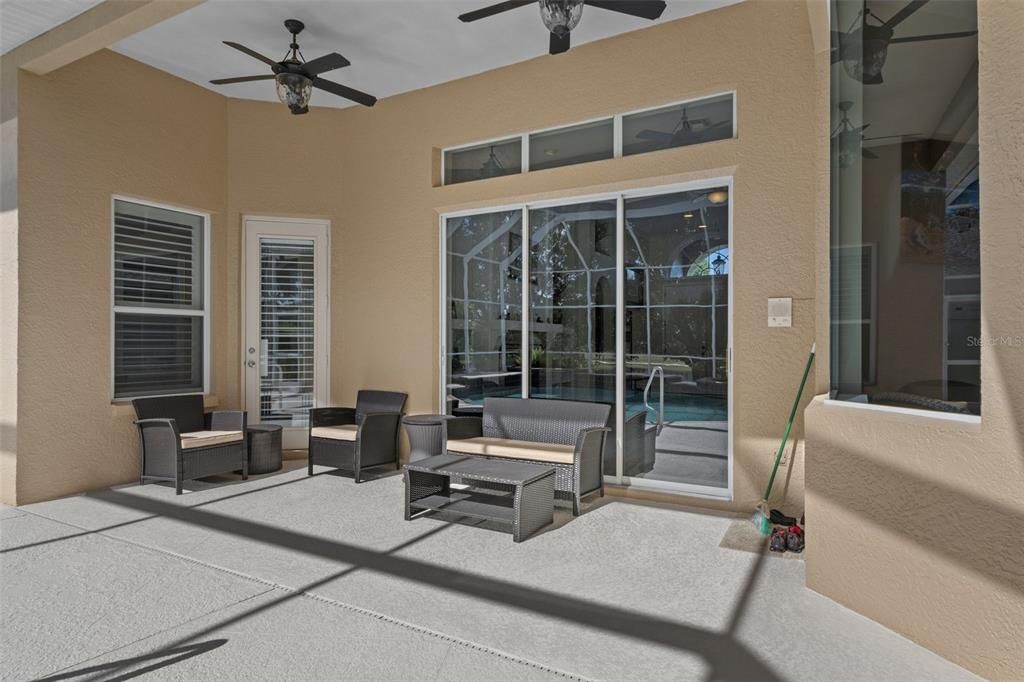 Active With Contract: $560,000 (3 beds, 2 baths, 2914 Square Feet)