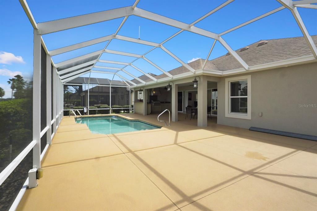 Active With Contract: $849,900 (3 beds, 2 baths, 1926 Square Feet)