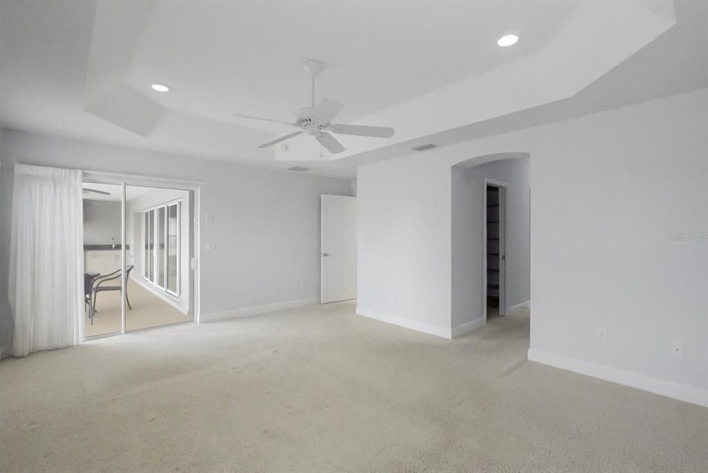 Active With Contract: $849,900 (3 beds, 2 baths, 1926 Square Feet)