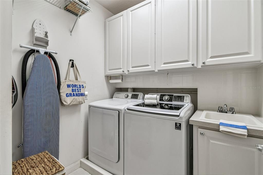 En Venta: $449,000 (3 camas, 3 baños, 1846 Pies cuadrados)