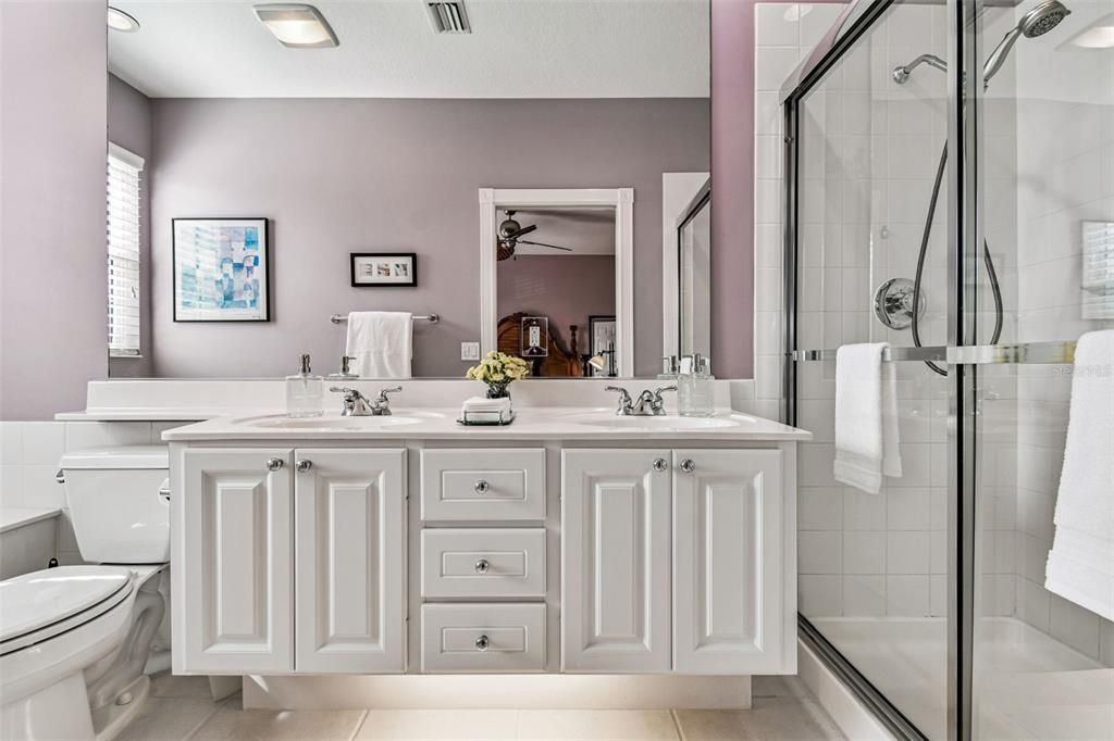 En Venta: $449,000 (3 camas, 3 baños, 1846 Pies cuadrados)