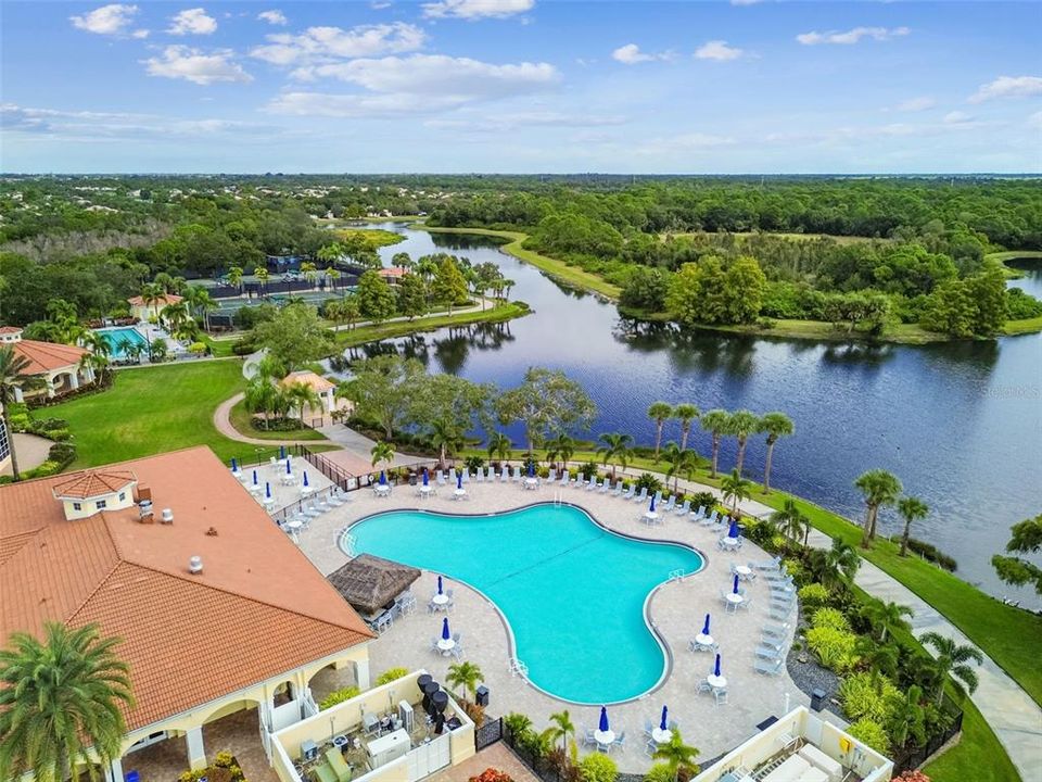 En Venta: $449,000 (3 camas, 3 baños, 1846 Pies cuadrados)