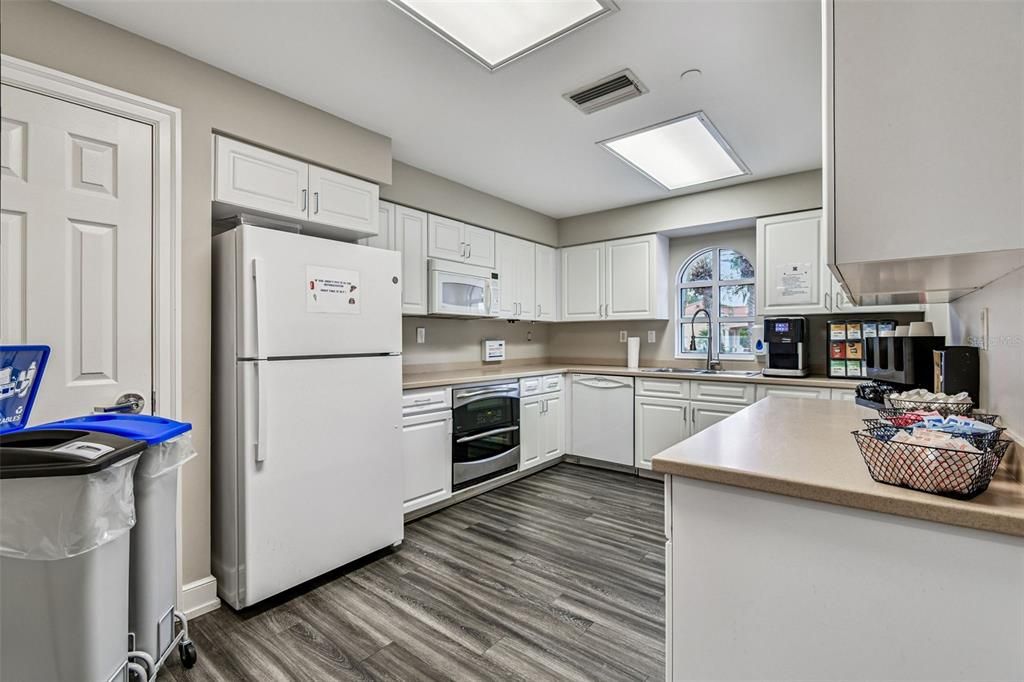 En Venta: $449,000 (3 camas, 3 baños, 1846 Pies cuadrados)