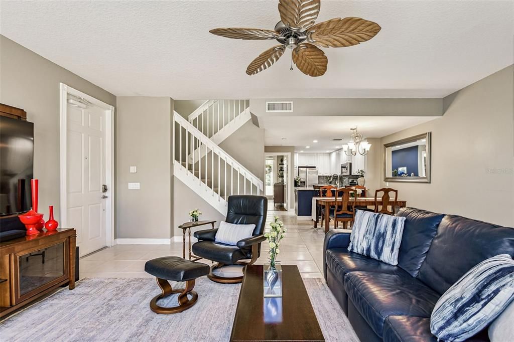 En Venta: $449,000 (3 camas, 3 baños, 1846 Pies cuadrados)