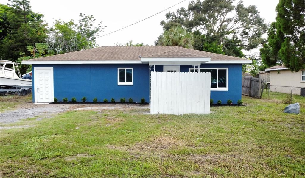 Vendido Recientemente: $329,900 (4 camas, 2 baños, 1008 Pies cuadrados)