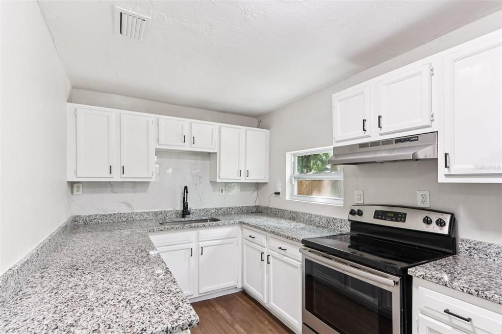 En Venta: $262,000 (3 camas, 1 baños, 840 Pies cuadrados)