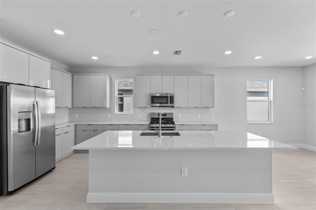 For Rent: $4,000 (4 beds, 3 baths, 2279 Square Feet)