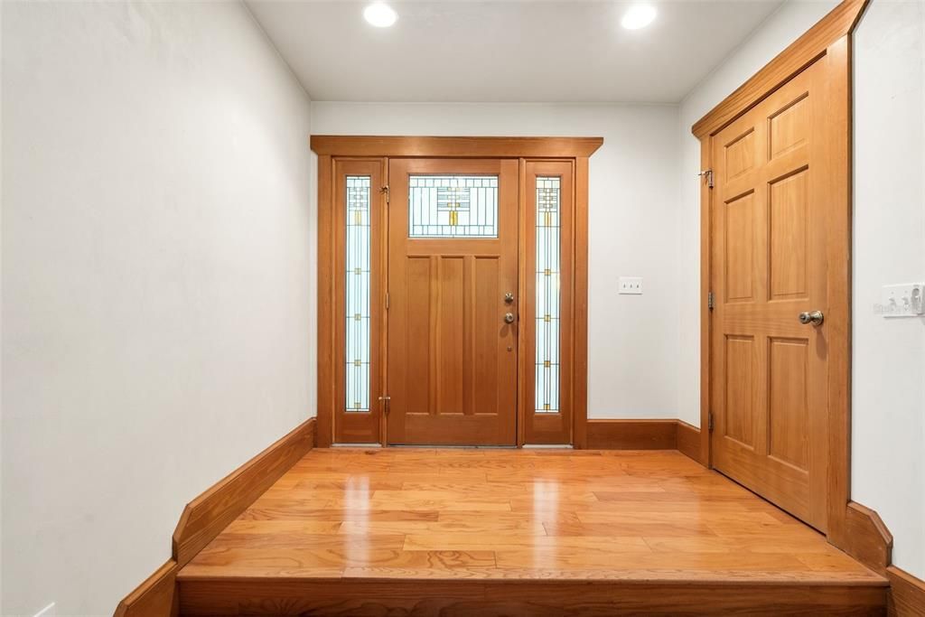 待售: $699,900 (3 贝兹, 3 浴室, 2337 平方英尺)