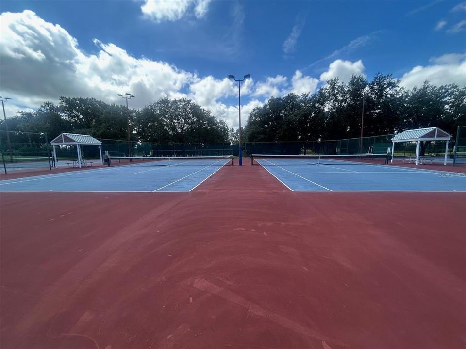 Activo con contrato: $195,000 (2 camas, 2 baños, 1328 Pies cuadrados)