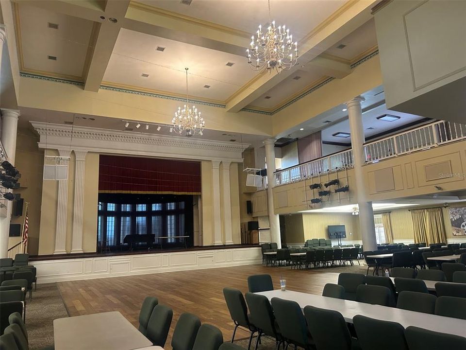 Activo con contrato: $195,000 (2 camas, 2 baños, 1328 Pies cuadrados)